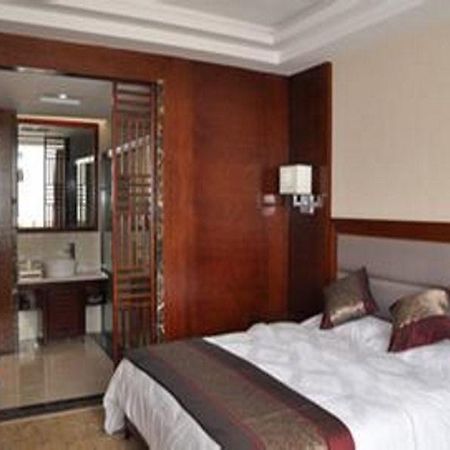 Kunming Begonia Hotel ภายนอก รูปภาพ